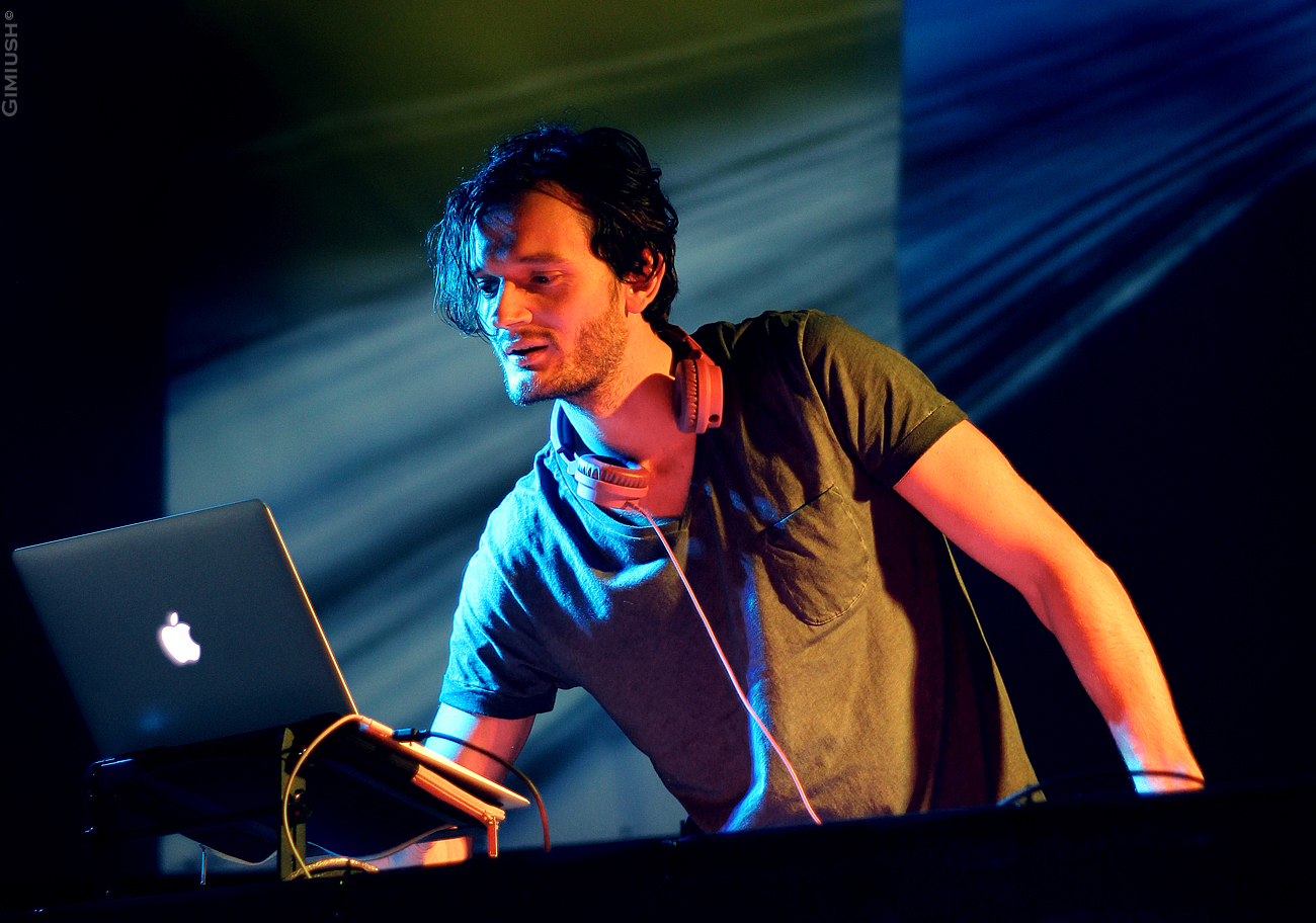 Re:Sistance. APPARAT