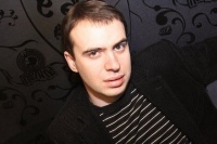 DJ Intel попал в автокатастрофу 