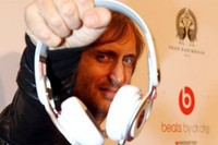 Навушники у стилі David Guetta