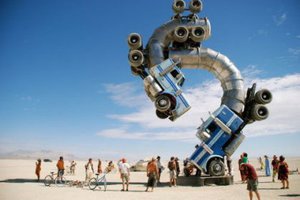 Смотрите видео с Burning Man 